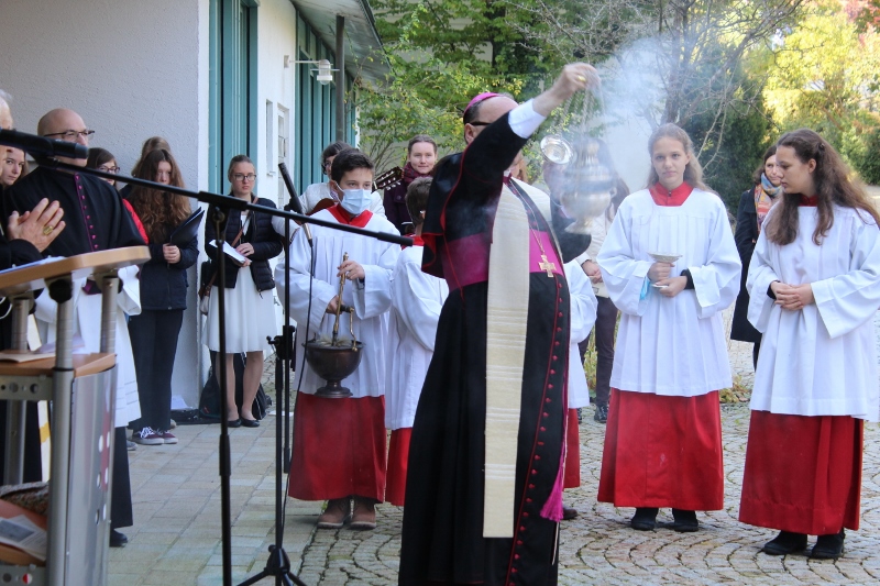 Einweihungsfeier des geistlichen Zentrums Petrus Canisius der Cruzadas